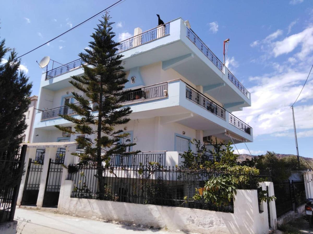Апартаменты Alexadra'S House Κάτω Αλμυρή Экстерьер фото